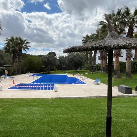 Plaza Paradise Apartment *